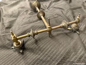 Antigüedades: Precioso aplique LAMPARA DE GAS. Proceden del antiguo Teatre Principal de Olot. Ver medidas